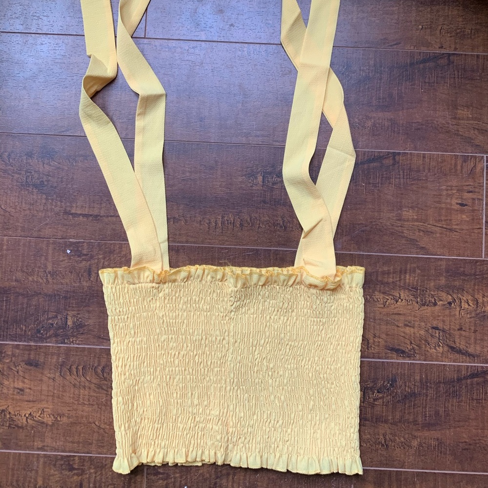 YELLOW CORSET CROP WITH TIE STRAPS